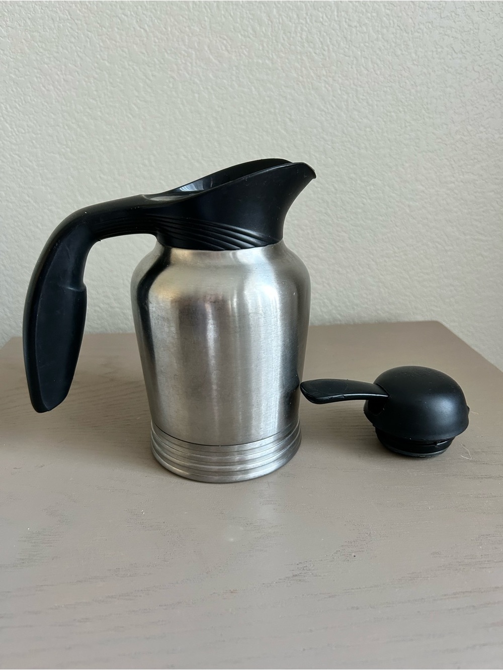 Stanley 20 oz Stainless Steel Carafe / Thermal Coffee Carafe - Picture 5 of 12
